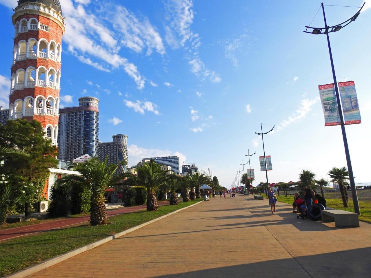 Real Palace Apartment Batumi Exterior foto